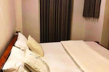 펜션 Luminous Home Stay