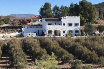 B&b Los Corazones Cortijo La Ermita