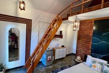 تختخواب و صبحانه Hakuna Villas