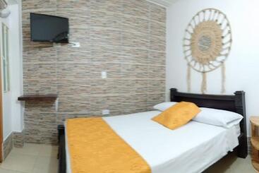 Отель Angelmaria