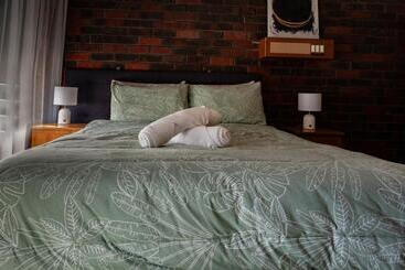 מלון כמוסות Sanz Motel Wentworth