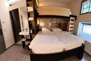 ホテル Das Kittchen