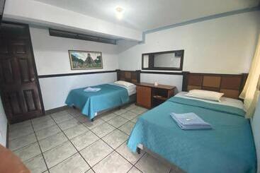 هتل Mansión Del Lago