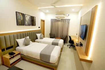 בית מלון כפרי Oak Business