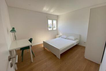 펜션 Carcavelos Beach Shared Serviced Apartment 12