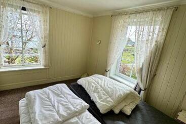 Пансион Fiskeværet Nesland