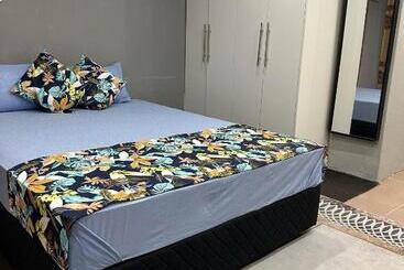 پانسیون The Cozy Corner In Suva