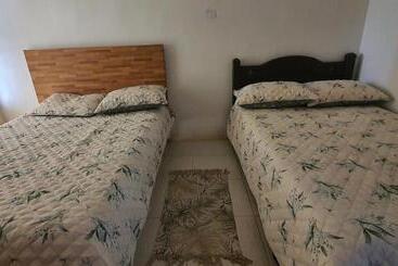 Общежитие Hostal Mar Y Luz