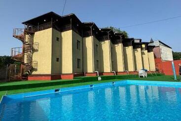 Отель Alexandra Vile