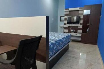 בית מלון כפרי Sathyam Resorts