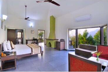 בית מלון כפרי Van The Retreat