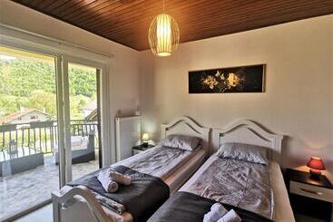 پانسیون Hana Inn   Smjestaj Sa Upotrebom Kuhinje