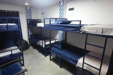 Общежитие The Nomadique   Boys Only