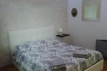 B&b Comfort Suit Lecce