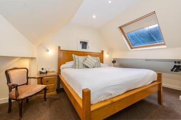 ベッドアンドブレックファースト The Old Vicarage