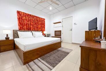 ホテル Allure Cmb By Allure Leisure