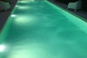 膳宿费 Affascinante E Rilassante Appartamento Con Piscina