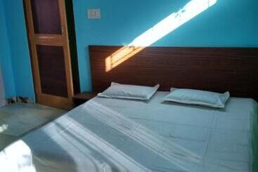 膳宿费 Snow Abode Narkanda