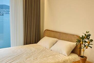 Пансион Yeosu Solstay Hostel