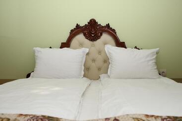 אתר נופש комплекс куклите