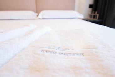 בית מלון כפרי Azure Sea View Apartment S