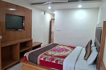 فندق India House