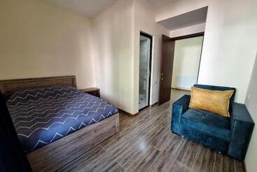 پانسیون Alongside Park Borjomi