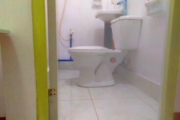 تختخواب و صبحانه Casaoro Homestay