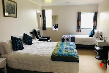 Hokitika   Blue Spur Bed And Breakfast