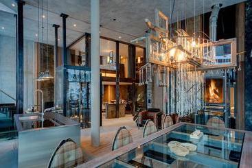 Backstage Hotel Serviced Apartments