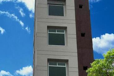 فندق Civic Express