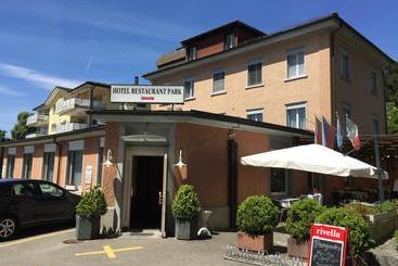 בית מלון כפרי Restaurant Park