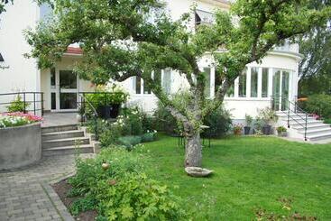 בית מלון כפרי Villa Ingrid