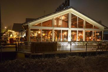 River Motell & Vandrarhem