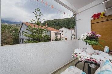 ホテル Apartments Andjela