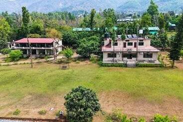 בית מלון כפרי Hideaway By Aahma