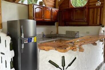 هتل روستایی Eco Finca Hostal Santorum