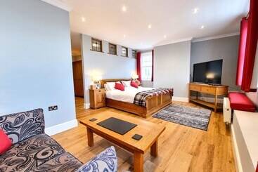 펜션 Min Y Don Llandudno