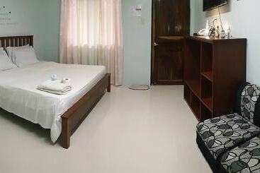 Gumleaves Hotel Barreto