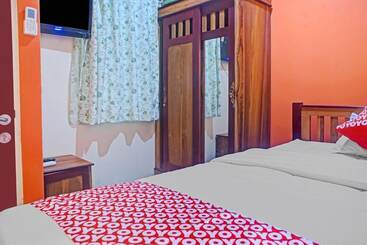 ホテル Balqies Homestay Syariah By Oyo