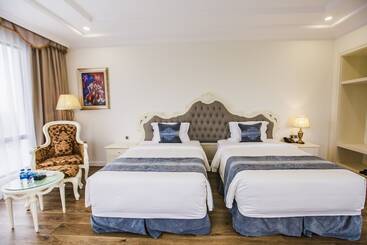 Отель Khách Sạn Minh Phú Diamond Palace