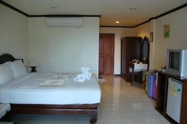 هتل Lucky Mother Bungalow 2 Chaweng Beach