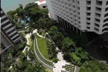 Отель Northpoint Pattaya With Sea View