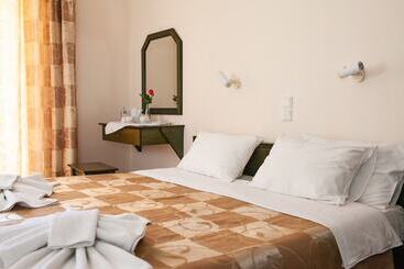 호텔 Villa Cariatis