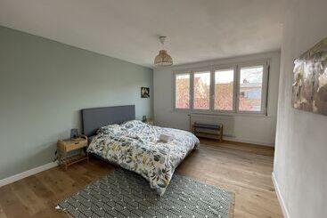 펜션 Belle Maison Avec Grand Jardin Et Garage