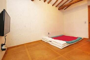 Jeonju Sarangnamoo Pension