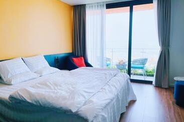 هتل Khách Sạn Flamingo Ibiza Hải Tiến View Biển đẹp