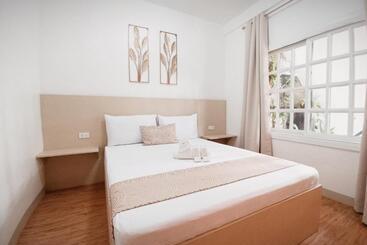 پانسیون Kaimito House   Guest House Near Mactan Cebu Airport