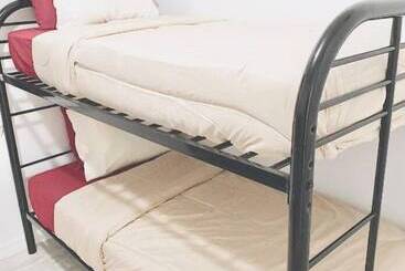 호스텔 Flixbed The Latinx   Mia Airport