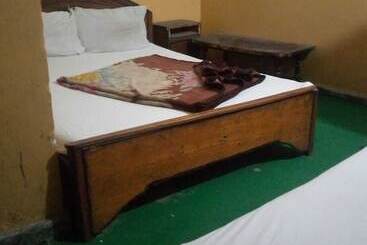 هتل Peace Palace Guest House